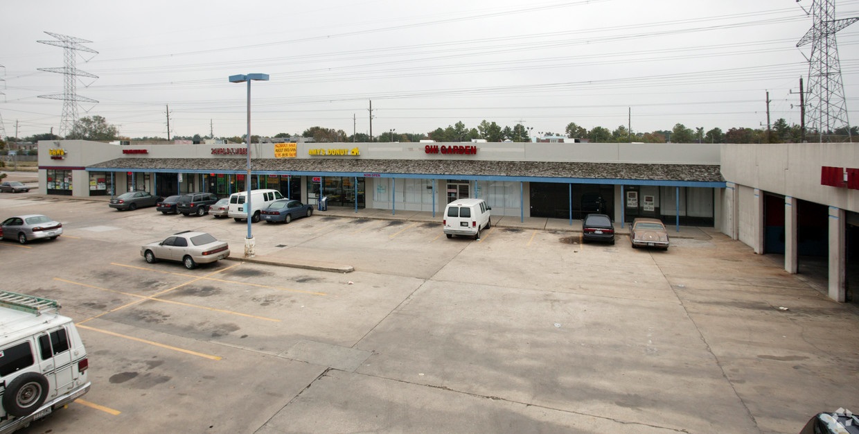 NORTHPOINT SQUARE Davis Holdings LP