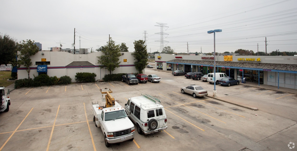 NORTHPOINT SQUARE Davis Holdings LP